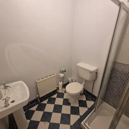 19 College ウェックスフォード